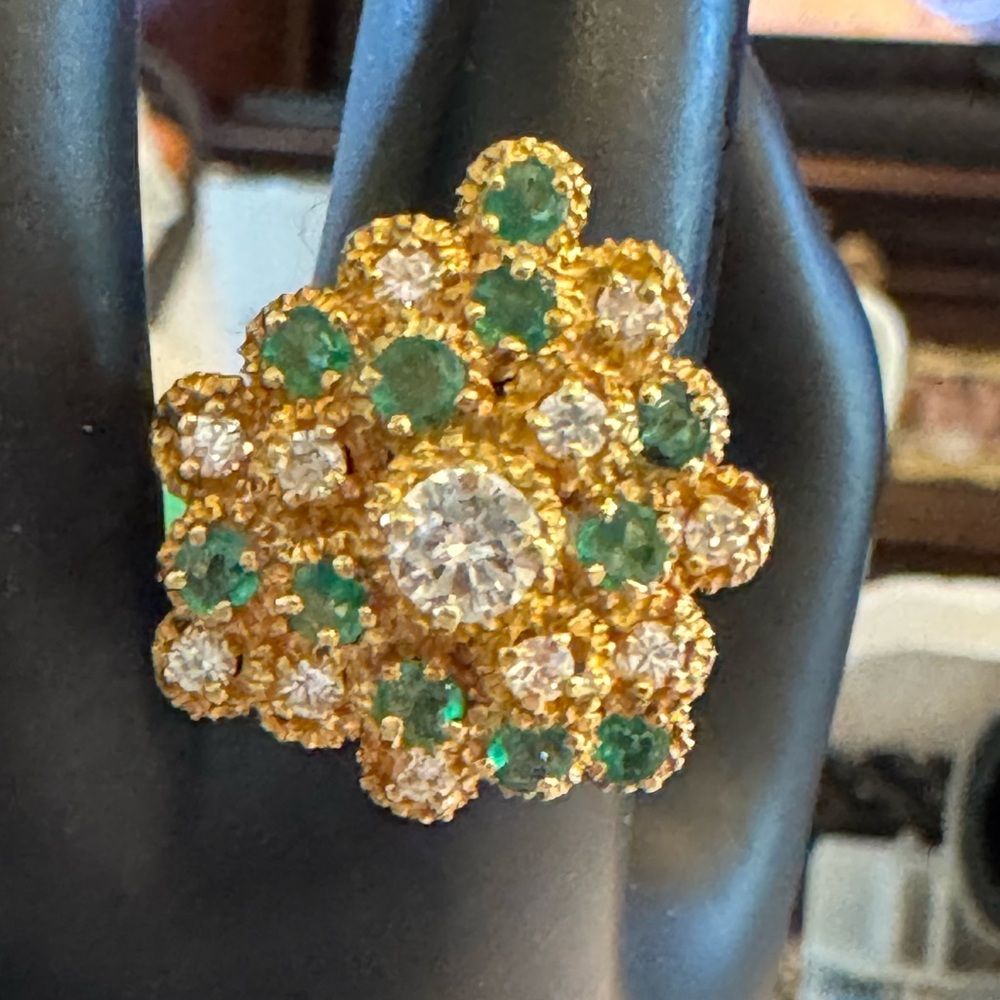 Emerald’s diamonds ring 18k yellow gold!vintage!
